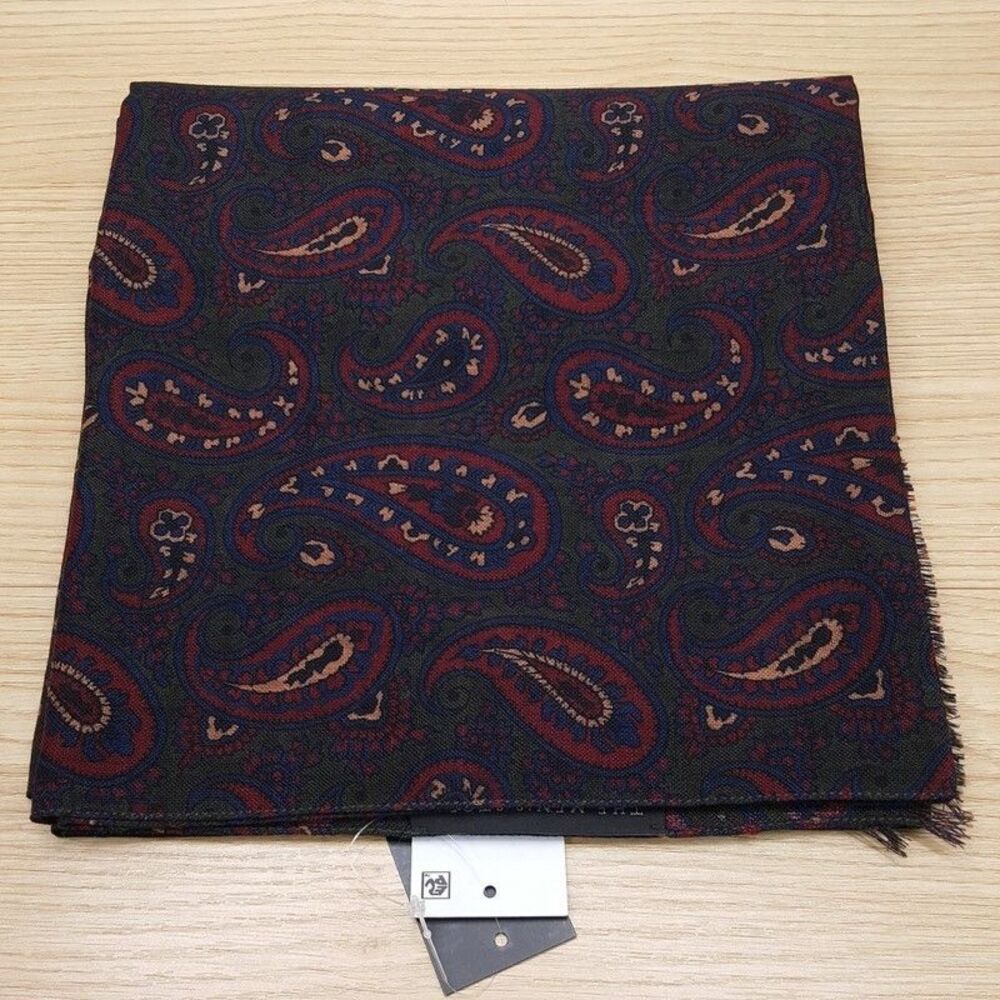 BLOOMINGDALES Mens Store Scarf Burgundy Olive Green Paisley Italian Wool $198
